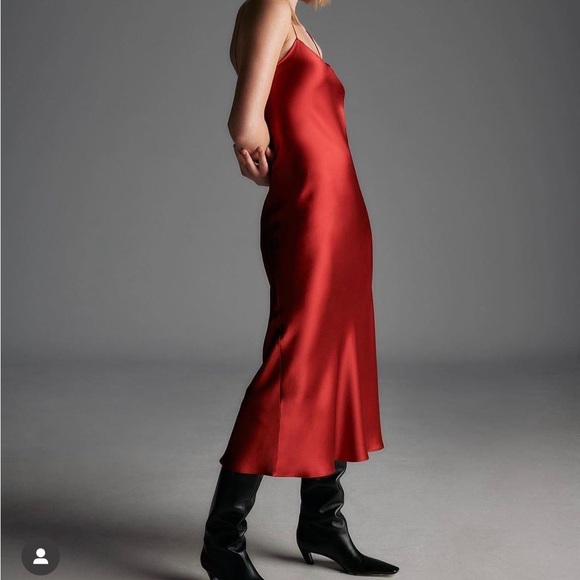 Beautiful Refine Carolyn dress - Picture 9 of 10